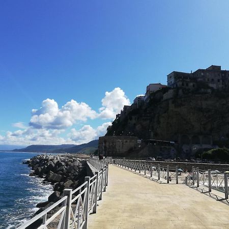 La Porta Sul Mare Apartment ปิซโซ ภายนอก รูปภาพ